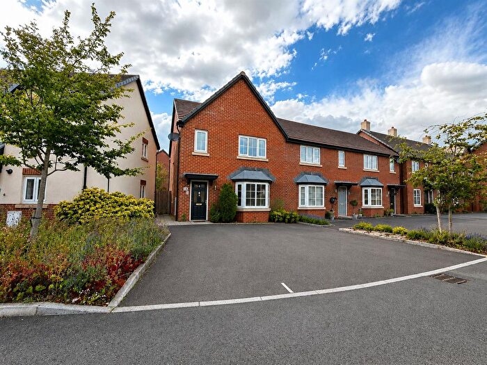 3 Bedroom End Terrace House For Sale In Bluebell Drive, Highnam, GL2