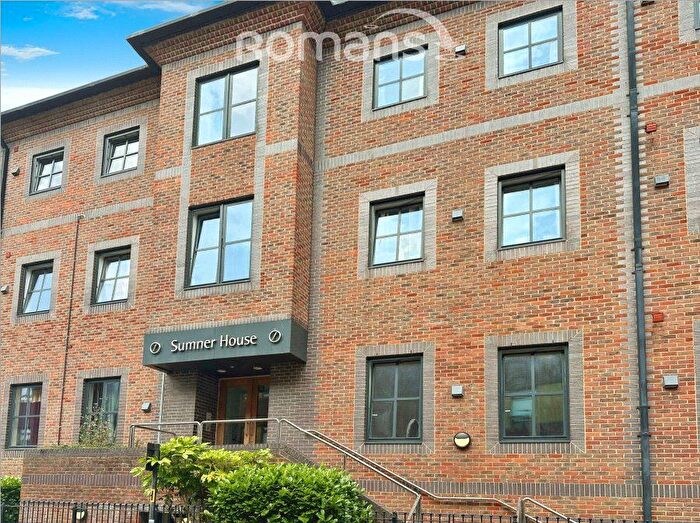 2 Bedroom Flat To Rent In Sumner House, Mendy Street, High Wycombe, HP11