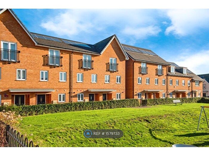 3 Bedroom End Terrace House To Rent In Foxton Road, Grays, RM20