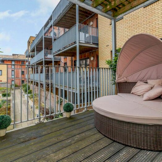 1 Bedroom Flat To Rent In Fawe Street, Langdon Park, E14