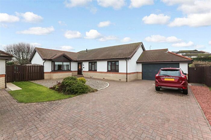 4 Bedroom Bungalow For Sale In Flures Place, Erskine, Renfrewshire, PA8