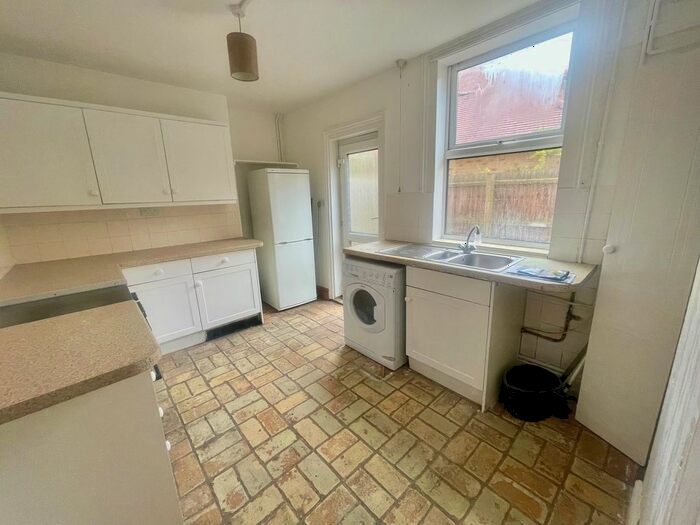2 Bedroom Property To Rent In Woollards Lane, Great Shelford, Cambridge, CB22