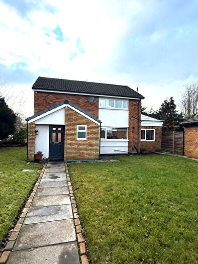 3 Bedroom Detached House To Rent In Plantation Gardens, Shadwell, Leeds, LS17