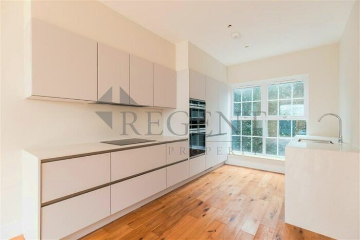 3 Bedroom Terraced House To Rent In Nursery Avenue, Finchely, N3