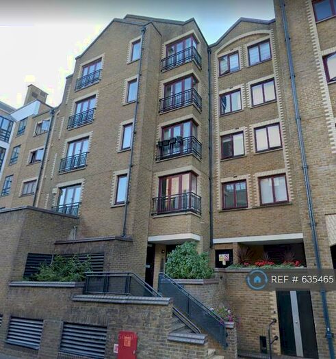 Studio To Rent In Wapping High Street, London, E1W