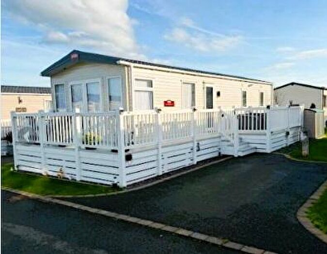 2 Bedroom Property For Sale In , Abergele, LL22
