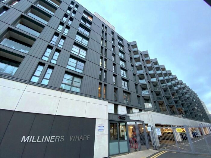 2 Bedroom Apartment To Rent In Miliners Wharf, Munday Street, Manchester, M4