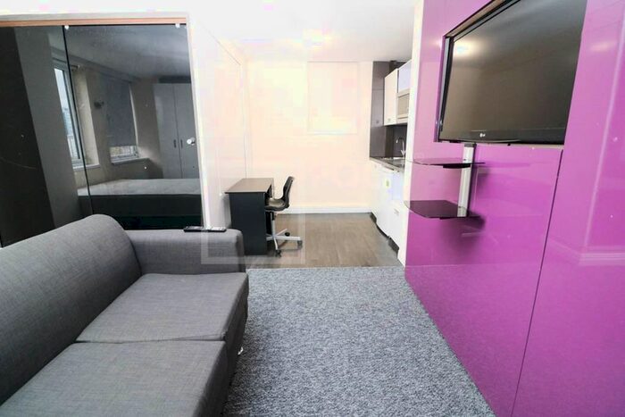 Studio To Rent In Sunbridge Halls, All Bills Inclusive, BD1