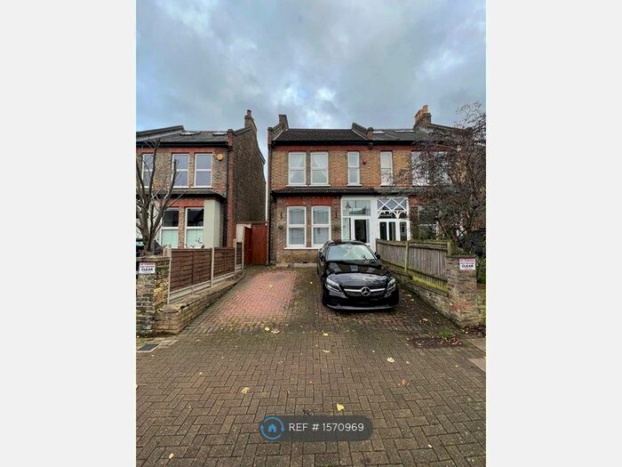 3 Bedroom Semi-Detached House To Rent In Mackenzie Road, Beckenham, BR3
