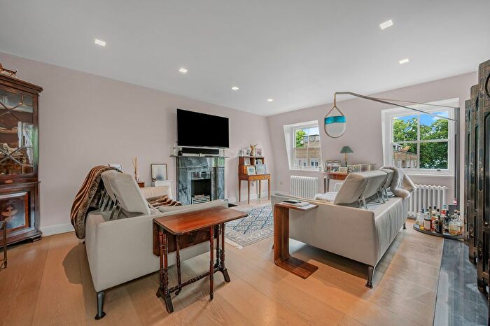 3 Bedroom Terraced House To Rent In Hyde Park Squareh, Connaught Village, W2