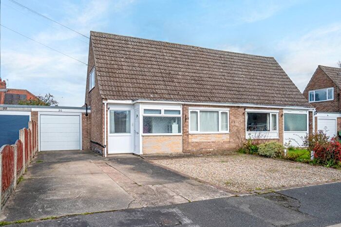 3 Bedroom Semi-Detached House For Sale In The Limes, Stockton On The Forest, York, YO32