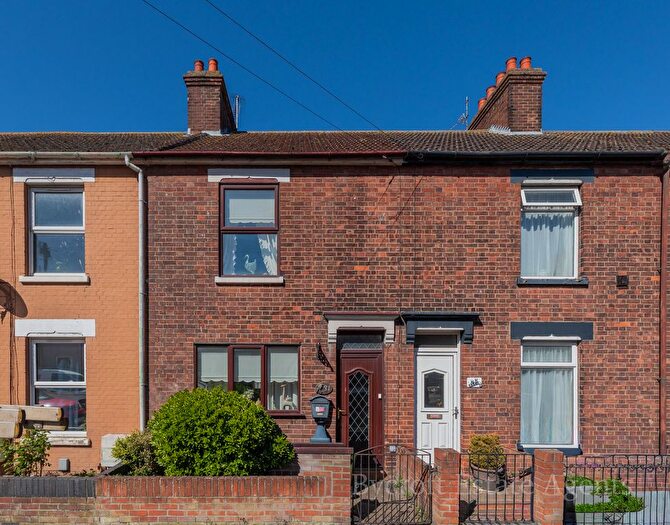 3 Bedroom Terraced House For Sale In Alderson Road, Great Yarmouth, NR30