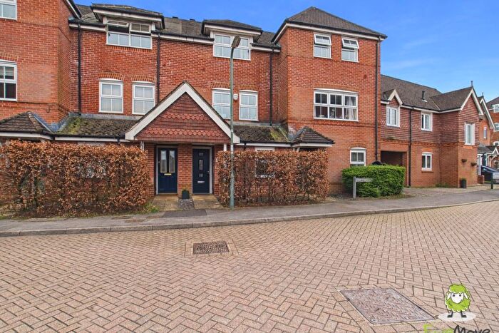 4 Bedroom Town House For Sale In Britannia Drive, Beggarwood, Basingstoke, Hampshire, RG22