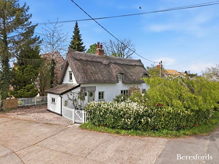 2 Bedroom Detached House For Sale In Blackmore End, Braintree, CM7