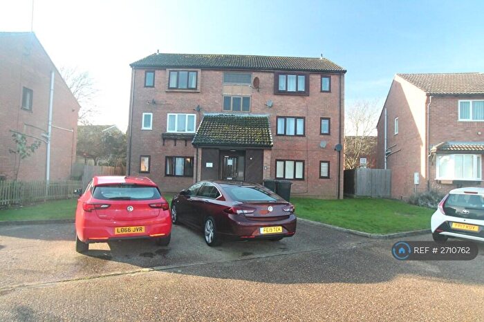 1 Bedroom Flat To Rent In Chedworth Close, Northampton, NN3