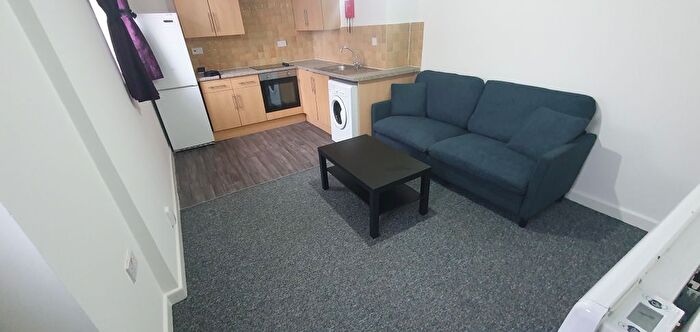 1 Bedroom Flat To Rent In Flat, Minny Street, CF24