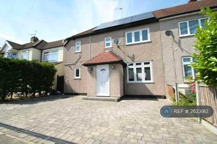 3 Bedroom Semi Detached House To Rent In Heaton Avenue, Romford, RM3