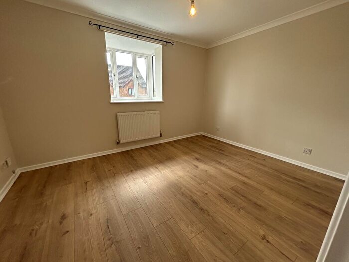 2 Bedroom Apartment To Rent In Twitchen Lane, Milton Keynes, MK4