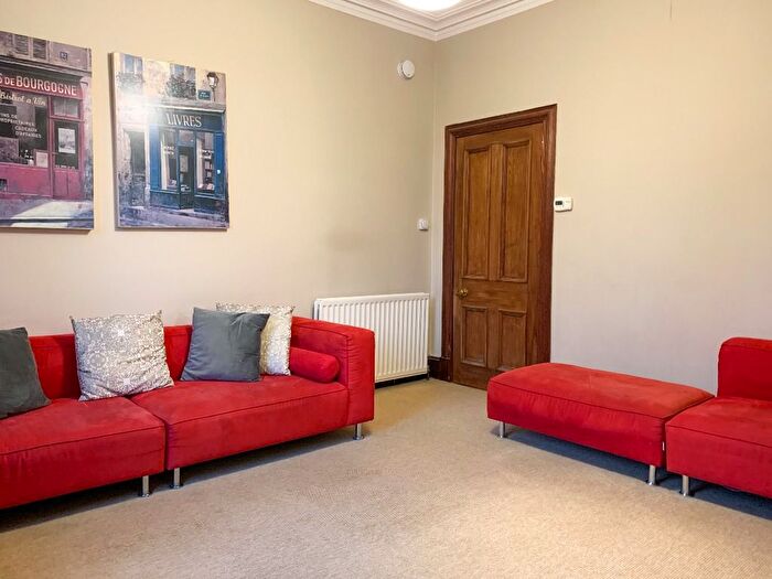 1 Bedroom Flat To Rent In Broomhill Road, City Centre, Aberdeen, AB10