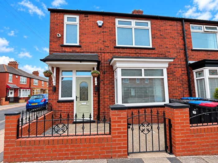 3 Bedroom End Terrace House For Sale In Osborne Road, Middlesbrough, TS5