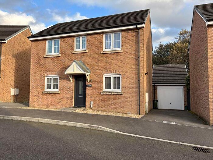 3 Bedroom House To Rent In Dyffryn Y Coed, Church Village, Pontypridd, CF38