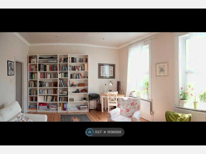 2 Bedroom Flat To Rent In Strode Road, London, NW10