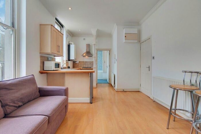 1 Bedroom Flat To Rent In Finborough Road, London, SW10
