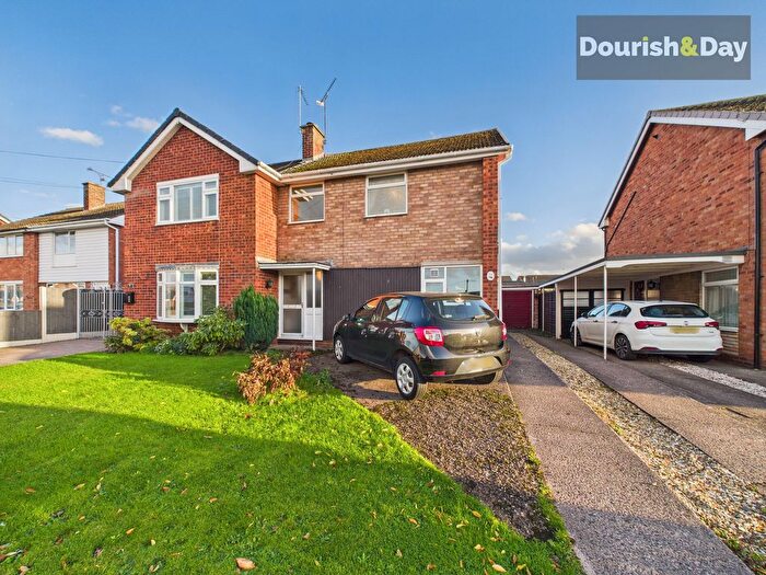 3 Bedroom Semi Detached House For Sale In Leacroft Road, Penkridge, ST19