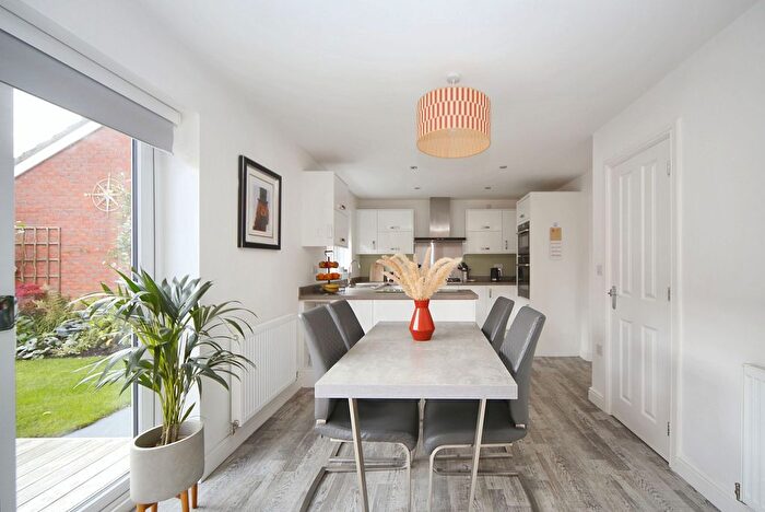 4 Bedroom Detached House For Sale In Range Drive, Standish, WN6