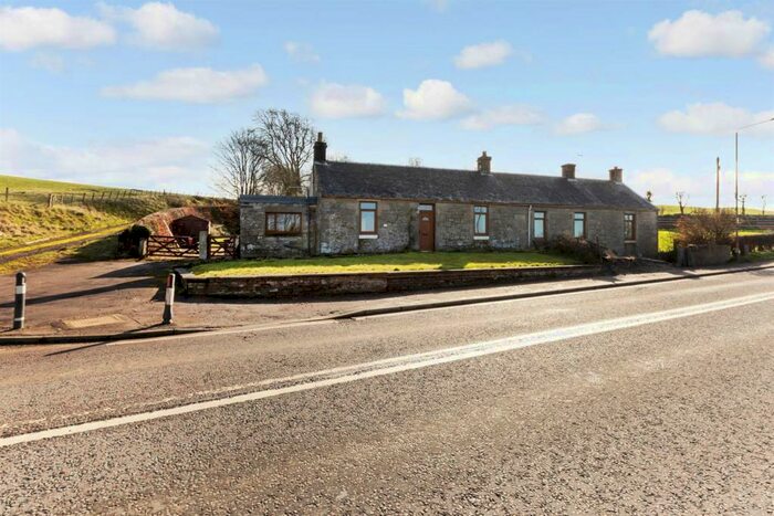 1 Bedroom Semi-Detached Bungalow For Sale In Uddington, Douglas, Lanark, ML11
