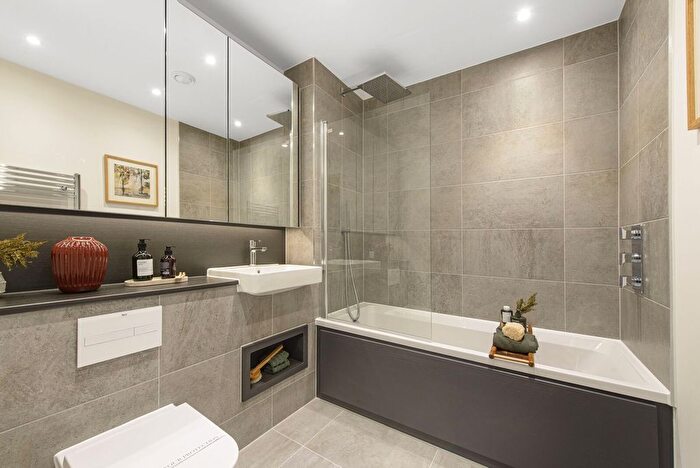 2 Bedroom Flat For Sale In Colindale Gardens, Colindale, NW9