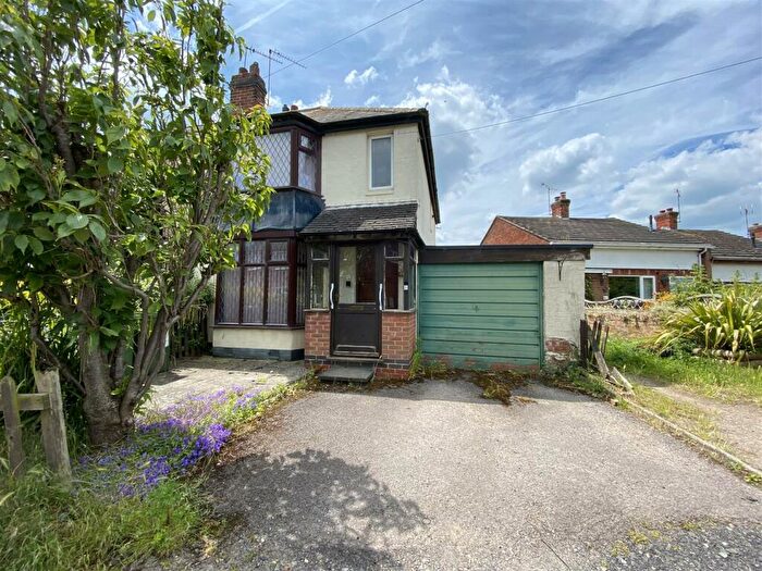 2 Bedroom Town House For Sale In Eunice Avenue, Huncote, Leicester, LE9