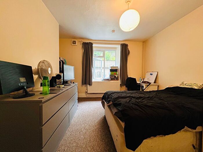 2 Bedroom Flat To Rent In Ashley Hill, Bristol, BS7