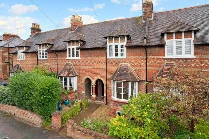 3 Bedroom Terraced House To Rent In Kingston Road, OX2