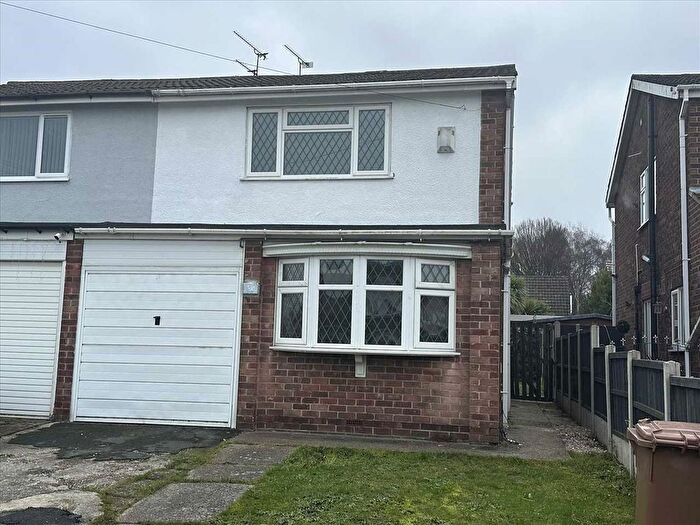 3 Bedroom Semi Detached House To Rent In Whitfield Road, Scunthorpe, DN17