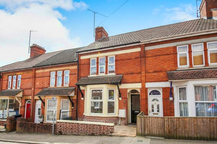 3 Bedroom Terraced House To Rent In Crofton Park, Yeovil, BA21