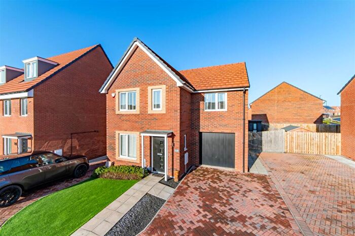 4 Bedroom Detached House For Sale In Sunflower Drive, Great Park, NE13