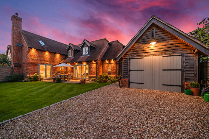 4 Bedroom Detached House For Sale In Aston Street, Aston Tirrold, Oxfordshire, OX11