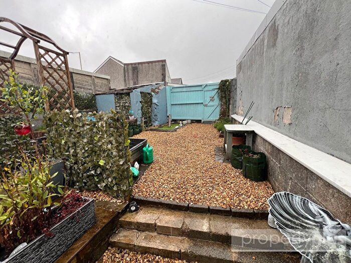 3 Bedroom Terraced House For Sale In Elm Street, Ferndale, Rhondda Cynon Taff, CF43