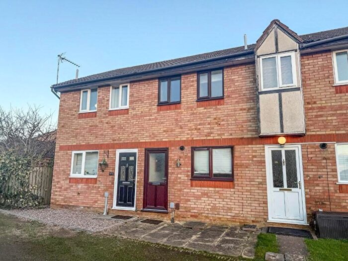 2 Bedroom Terraced House For Sale In Bank View, East Hunsbury, Northampton, NN4