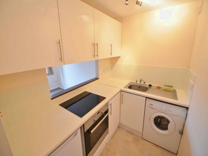 1 Bedroom Flat To Rent In Ennerdale Close, Cheam, Sutton, Surrey, SM1