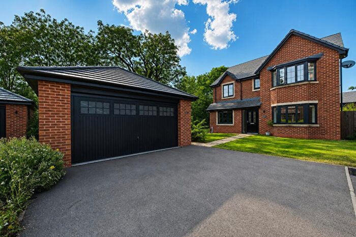 4 Bedroom Detached House For Sale In Falcon Drive, Congleton, Cheshire, CW12