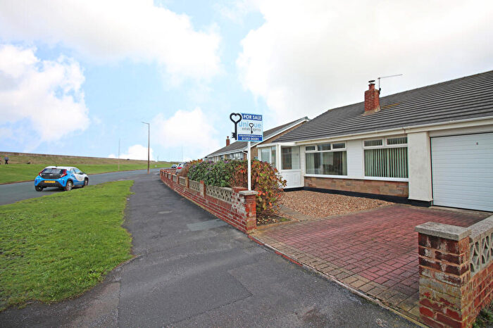 2 Bedroom Bungalow For Sale In Marine Parade, Fleetwood, FY7