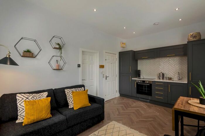 1 Bedroom Flat To Rent In Salisbury Terrace, Leeman Road, York, YO26