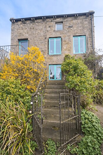 3 Bedroom Detached House To Rent In The Old Chapel, Askwith Lane, Askwith, LS21