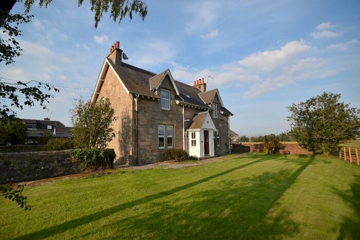 5 Bedroom Detached House To Rent In Blairdrummond, Stirling, Stirling FK8