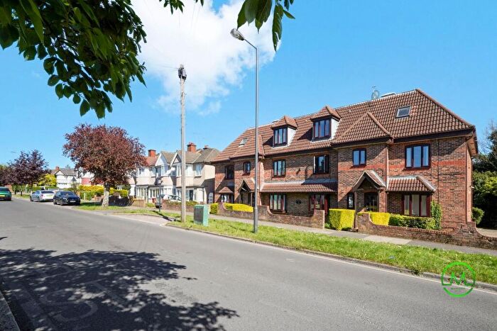 1 Bedroom Flat For Sale In Chichester Court, HA2