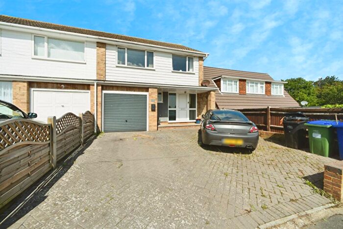 3 Bedroom Semi-Detached House For Sale In Rowe Avenue North, Peacehaven, BN10