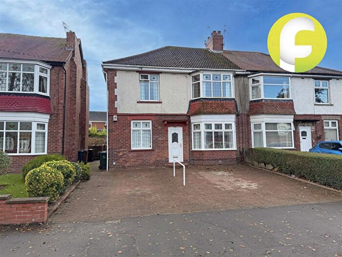 2 Bedroom Flat To Rent In Queen Alexandra, Road West, North Shields, NE29