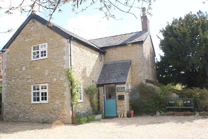 4 Bedroom Detached House For Sale In The Old School House, Rectory Lane, Bicester, Oxfordshire, OX27
